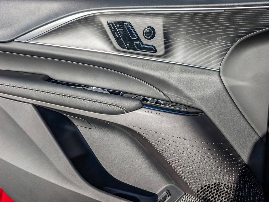 New 2026 Cadillac Lyriq Sport AWD/4WD image 12