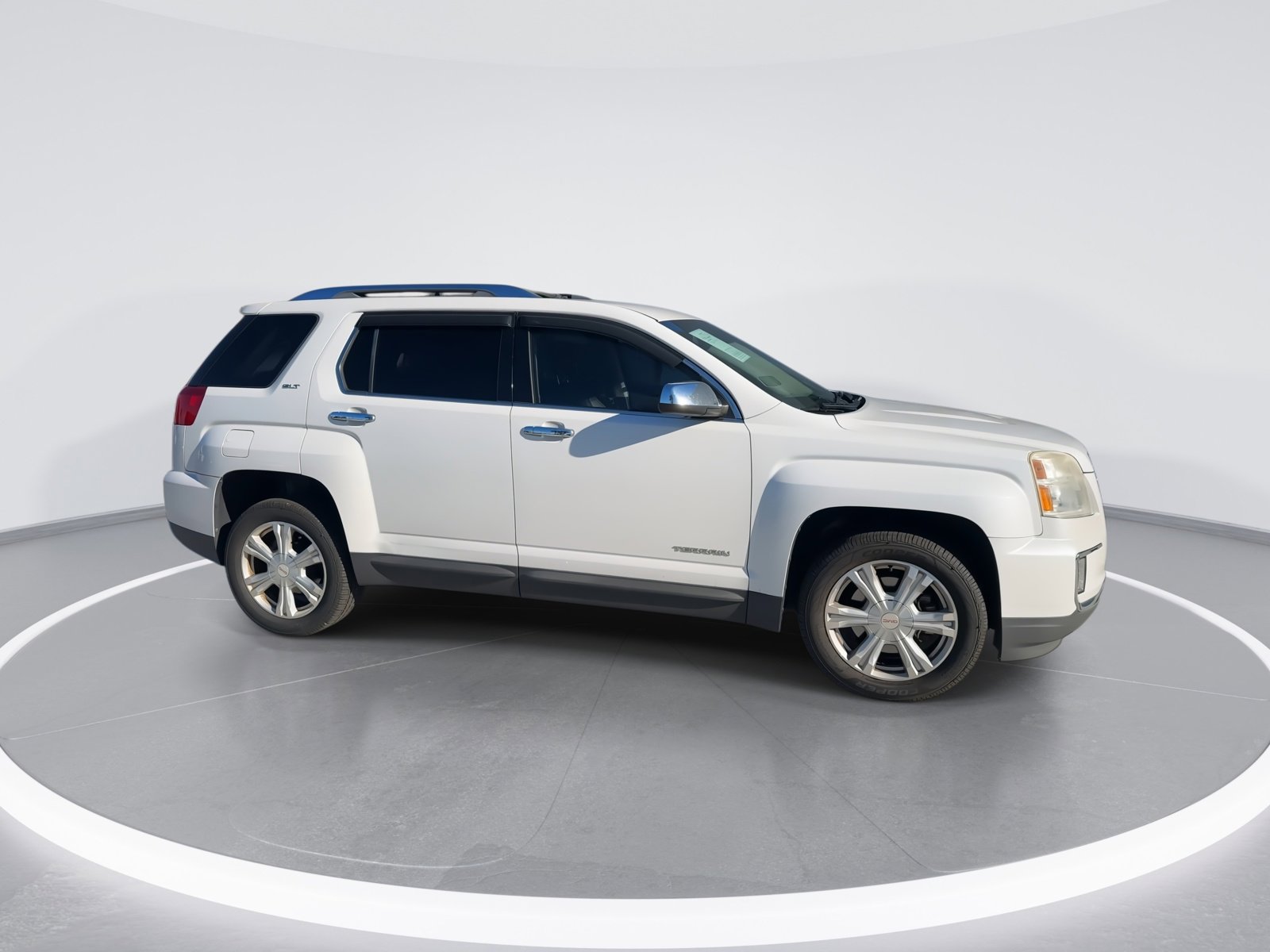 Used 2017 GMC Terrain SLT image 10