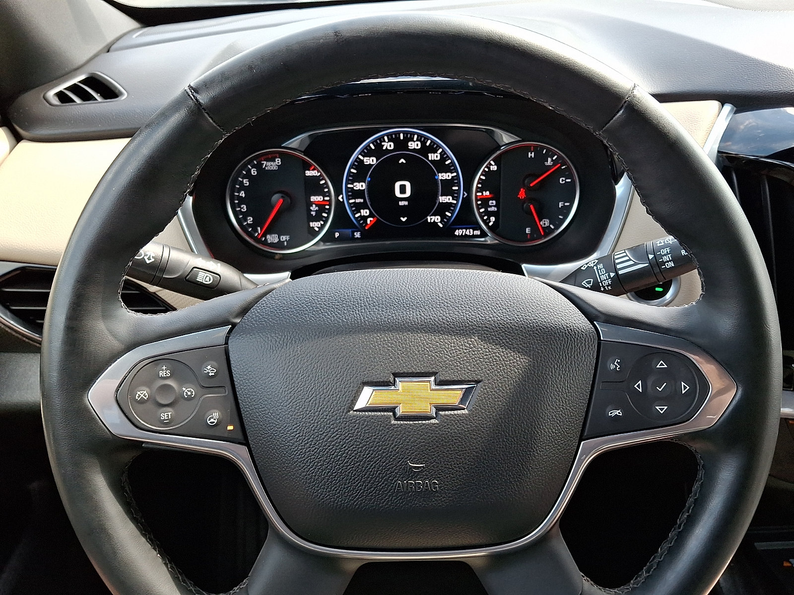 Certified 2023 Chevrolet Traverse Premier FWD image 22