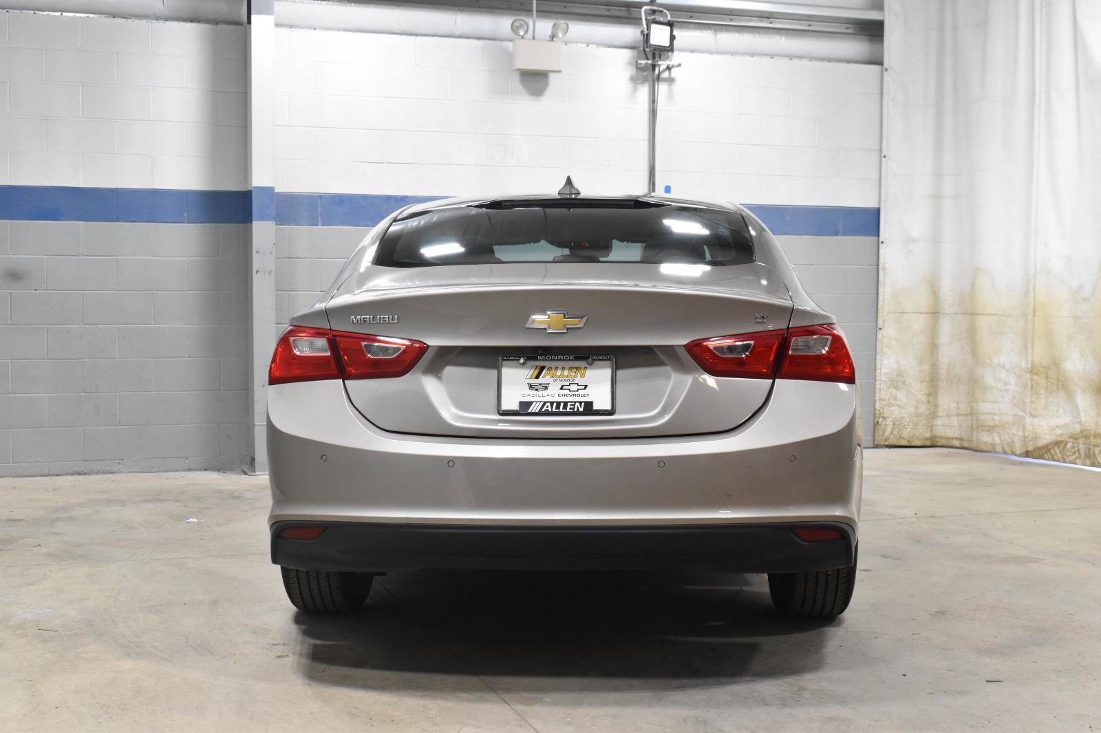 Used 2023 Chevrolet Malibu LT w/ Driver Confidence Package FWD image 26