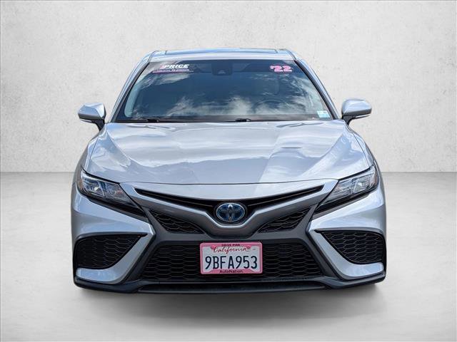 Used 2022 Toyota Camry SE w/ Audio Upgrade Package FWD image 2