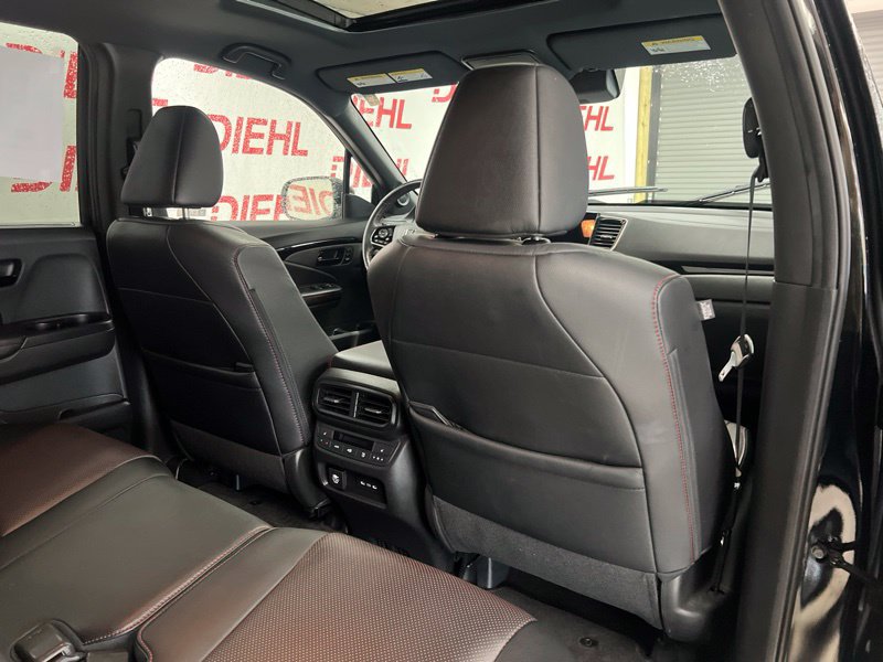 Used 2024 Honda Passport Black Edition image 12