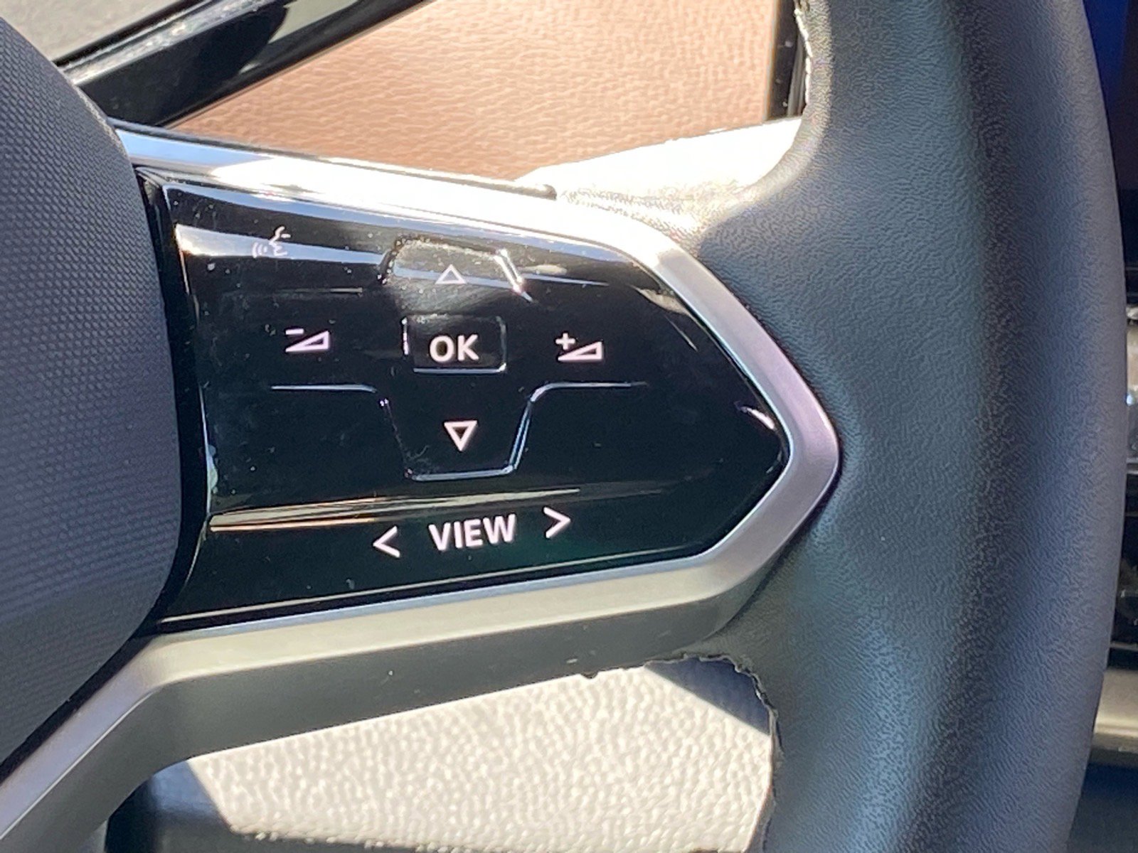 Certified 2023 Volkswagen ID.4 Pro RWD image 6