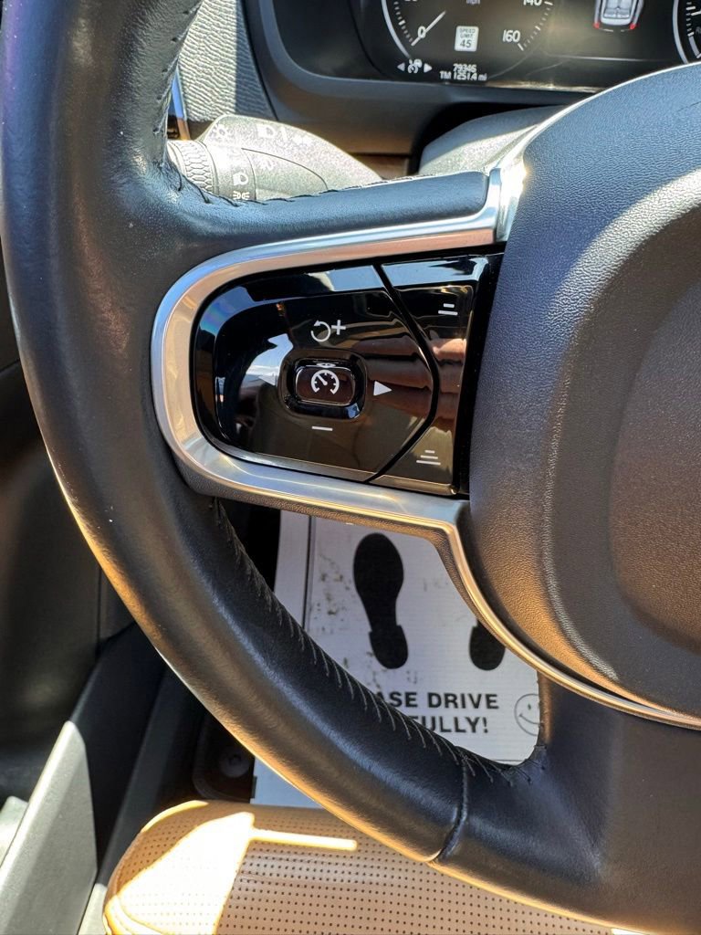 Used 2017 Volvo XC90 T6 Inscription w/ Vision Package AWD/4WD image 30