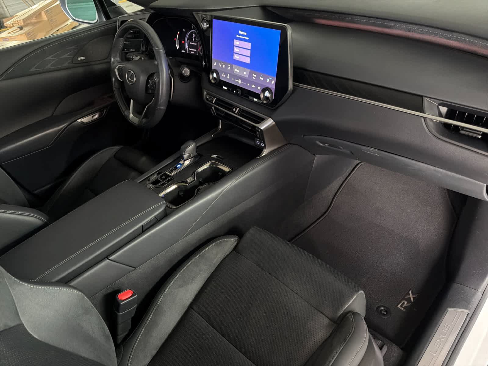Certified 2023 Lexus RX 350 FWD w/ Accessory Package image 16