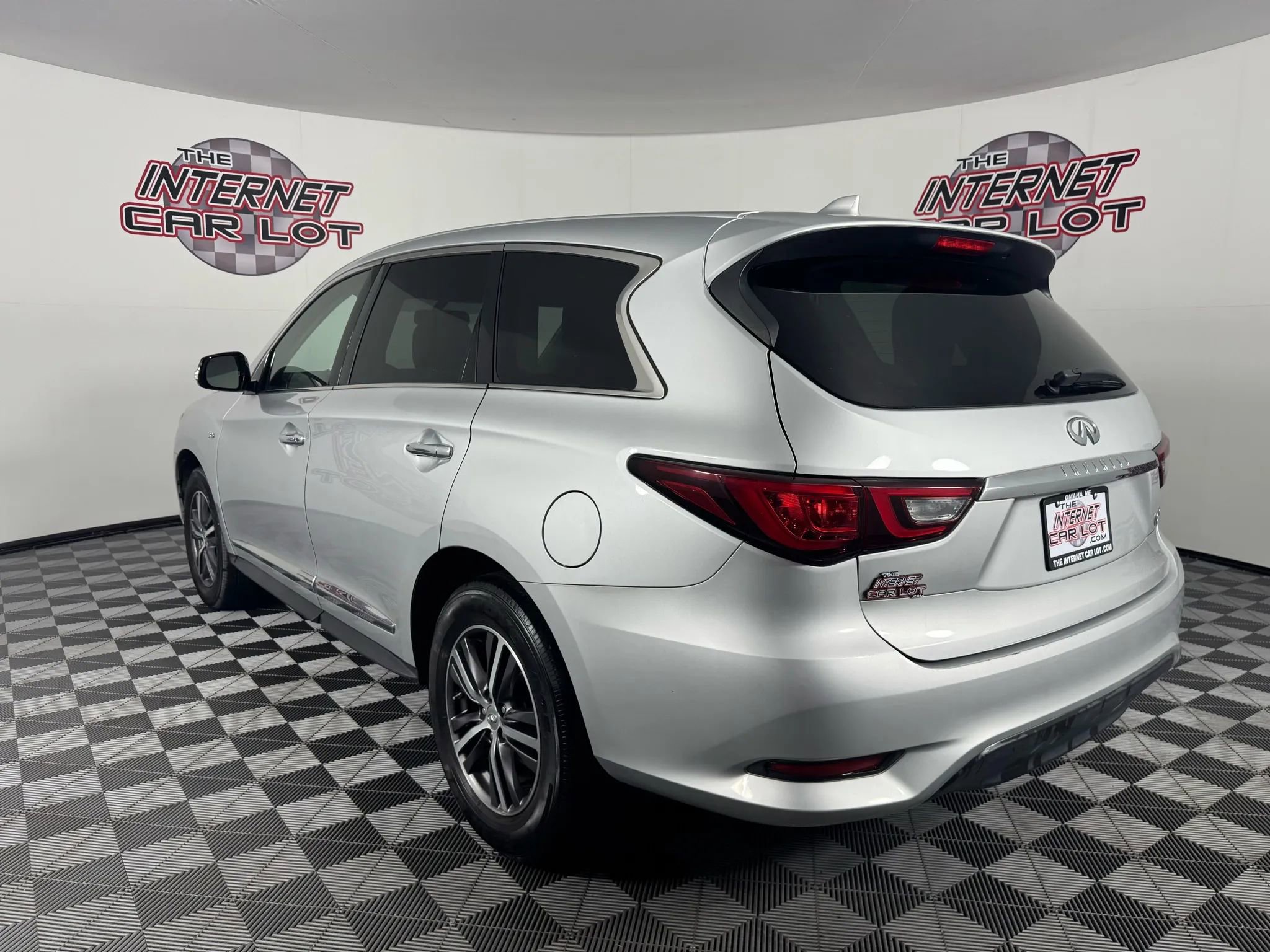 Used 2018 INFINITI QX60 Luxe image 5