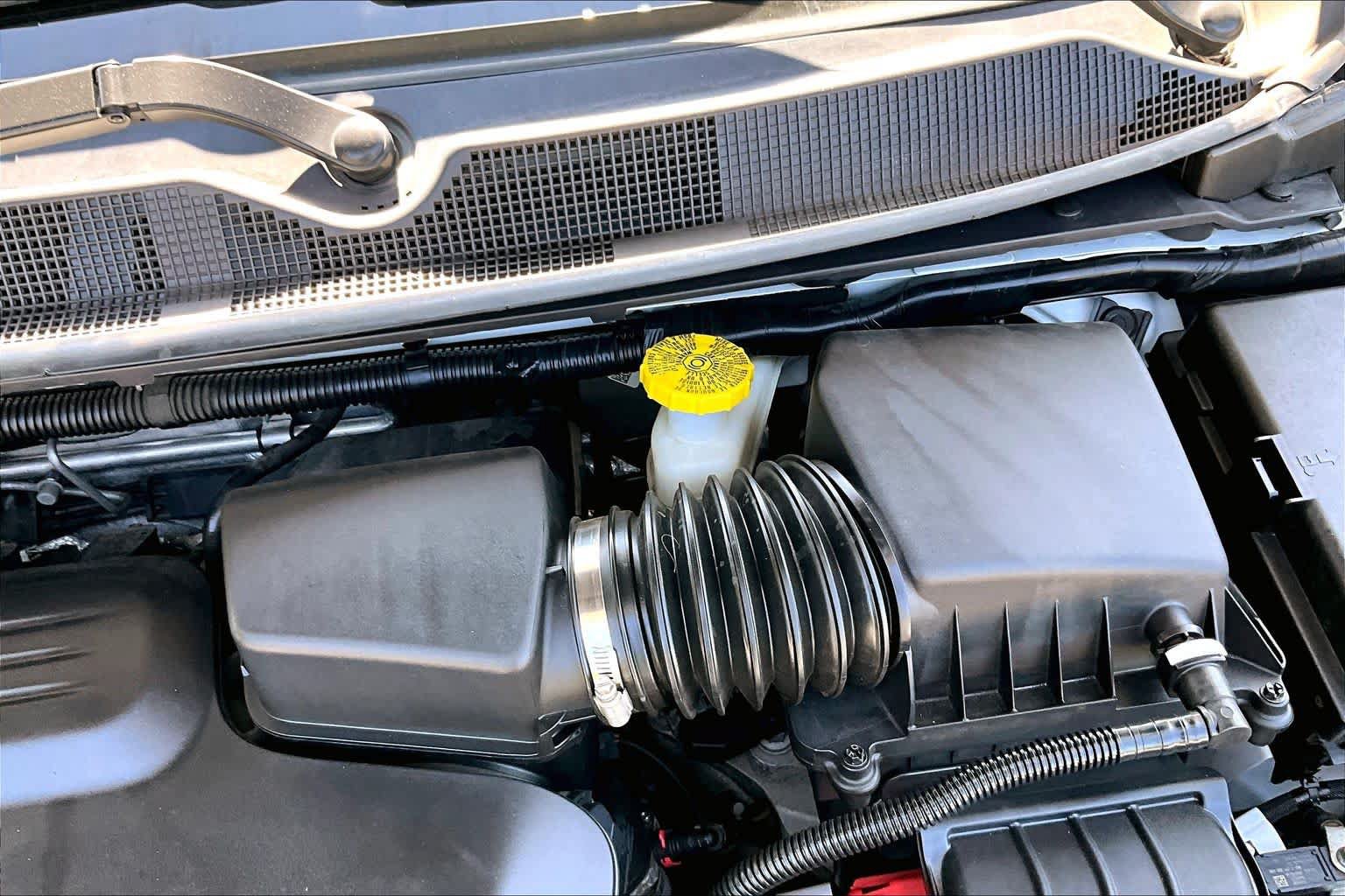 Used 2023 Chrysler Pacifica Touring-L FWD image 31