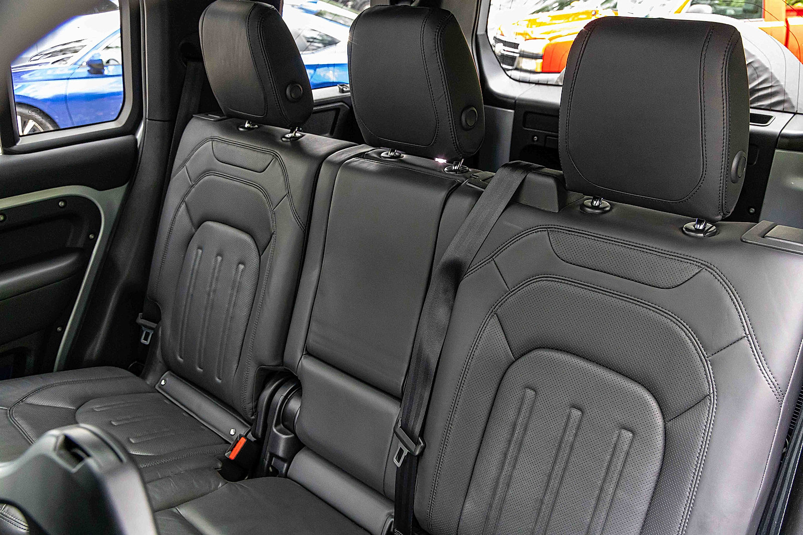Used 2022 Land Rover Defender 110 XS Edition AWD/4WD image 23