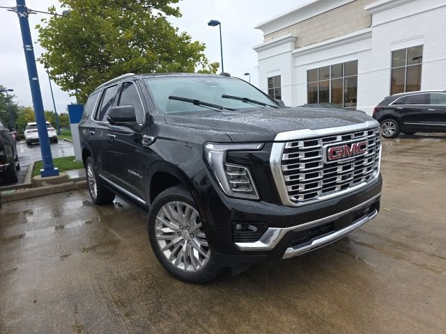Used 2025 GMC Yukon Denali w/ Denali Reserve Package AWD/4WD image 3