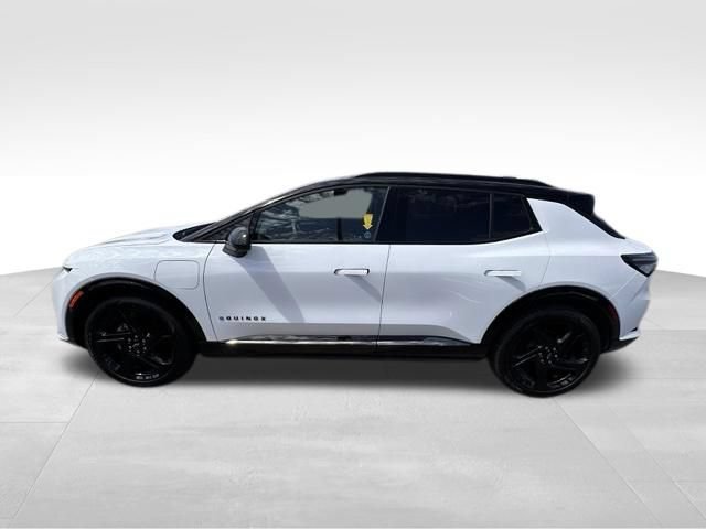 Used 2024 Chevrolet Equinox EV RS FWD image 3