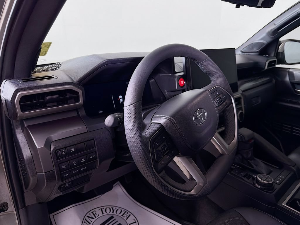 Certified 2025 Toyota Tacoma TRD Off-Road w/ TRD Off Road Premium Package AWD/4WD image 10
