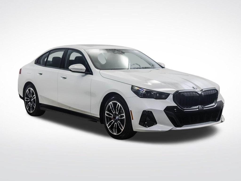 New 2027 BMW 530i xDrive w/ M Sport Package AWD/4WD image 7