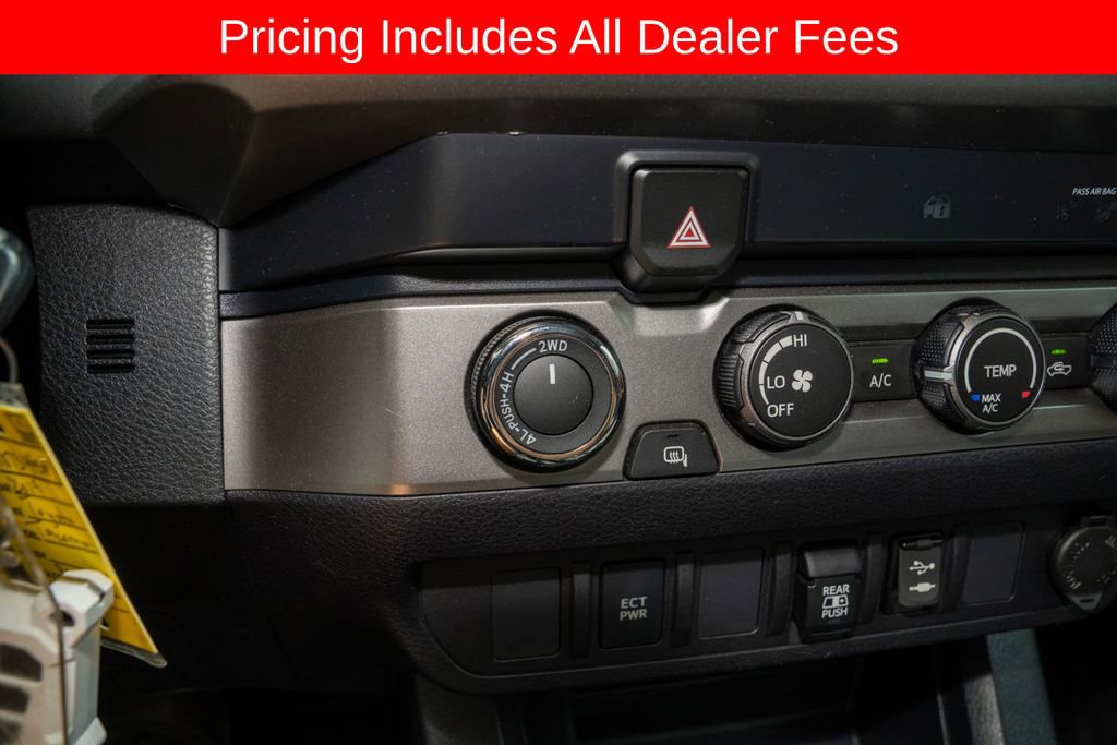 Used 2019 Toyota Tacoma SR5 AWD/4WD image 13