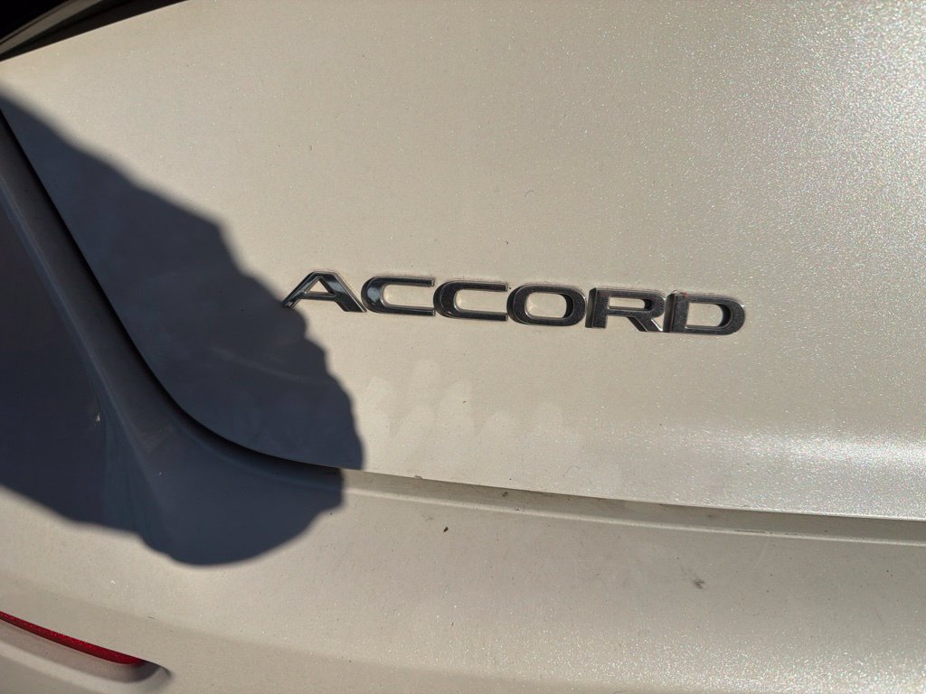 Used 2024 Honda Accord Touring image 7