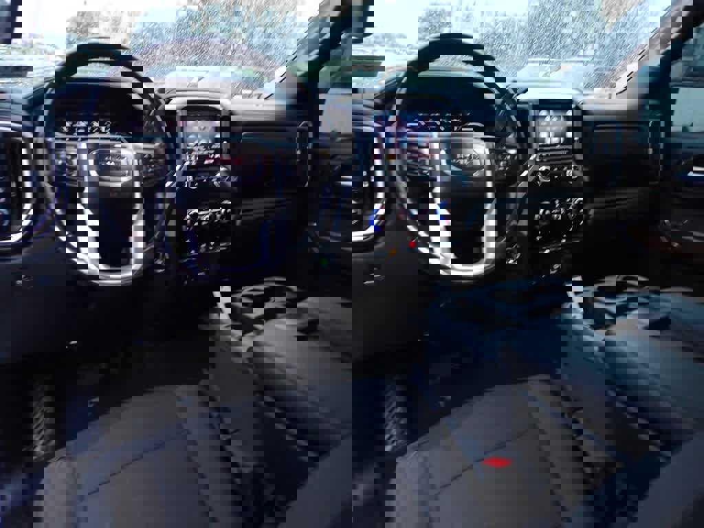 Used 2020 GMC Sierra 1500 Elevation w/ Elevation Value Package image 19