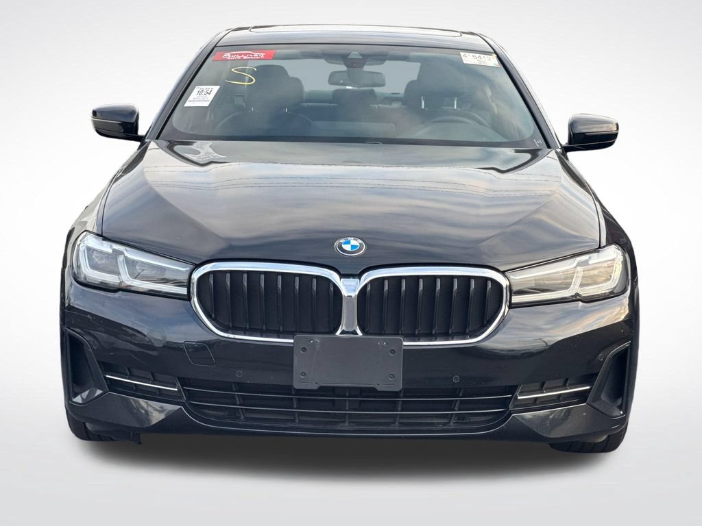 Used 2023 BMW 530i xDrive w/ Convenience Package AWD/4WD image 3