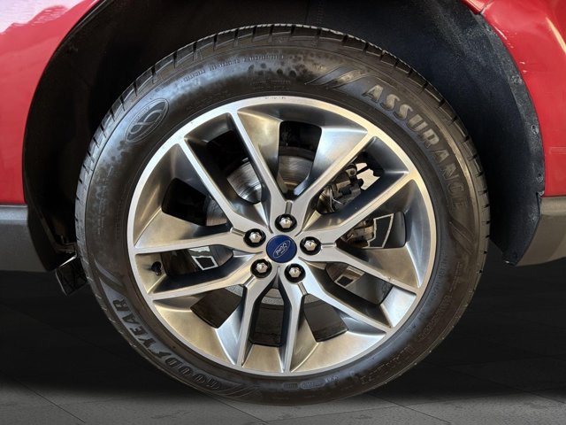 Used 2016 Ford Edge Titanium FWD image 23