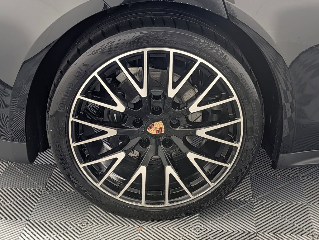 New 2026 Porsche Panamera image 13