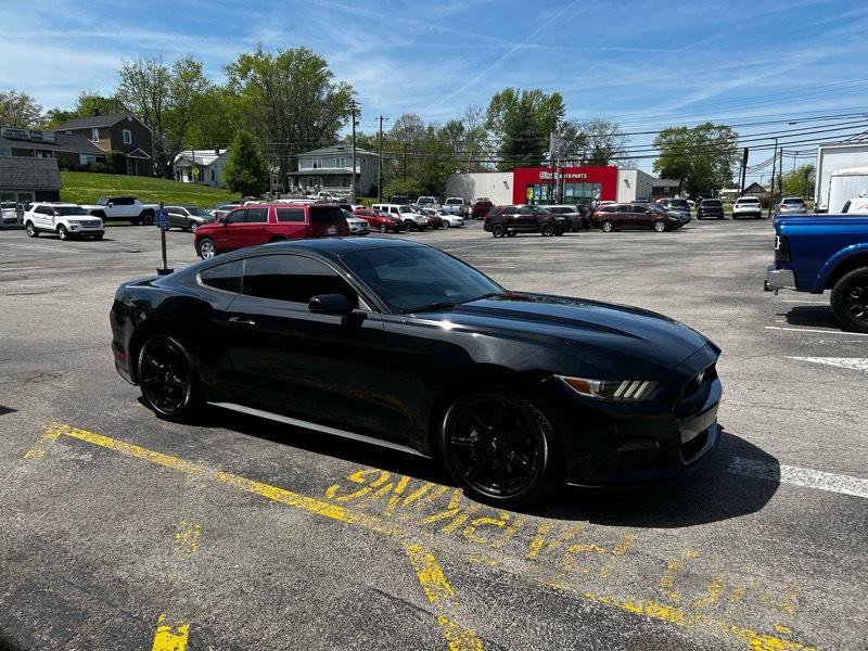 Used 2016 Ford Mustang Premium w/ Ecoboost Performance Package image 4