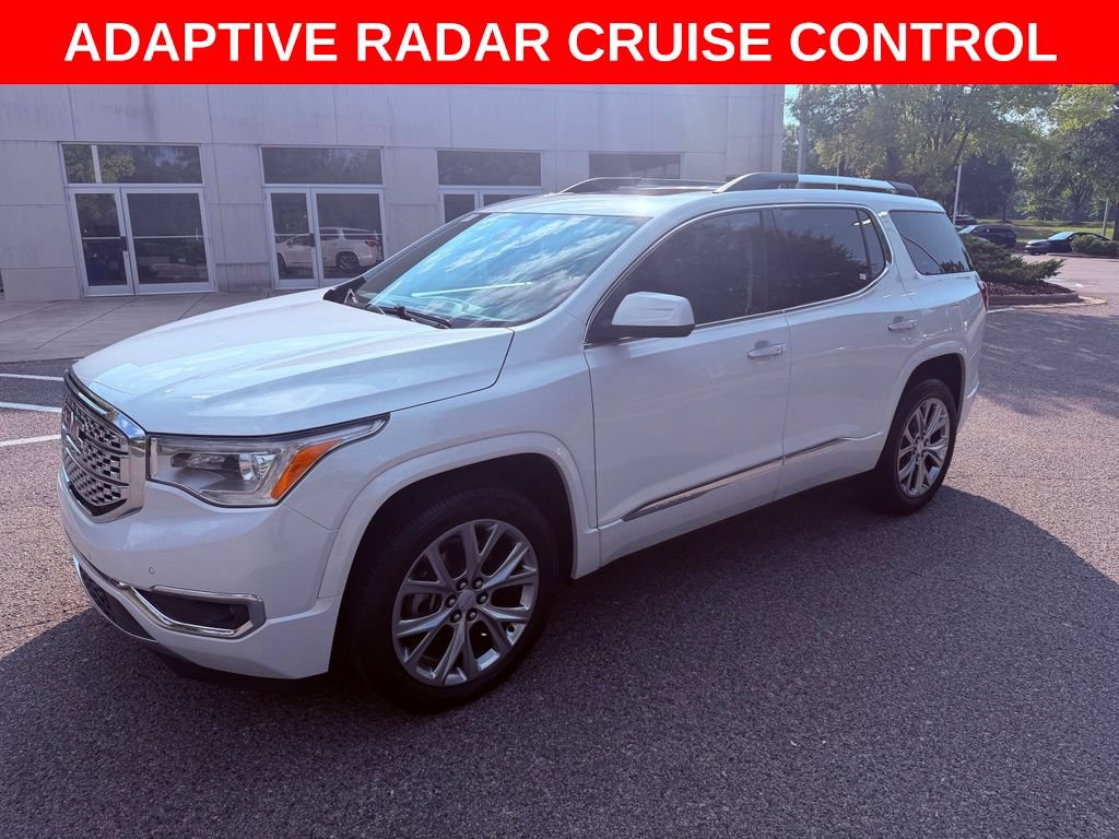 Used 2017 GMC Acadia Denali w/ Technology Package FWD image 3