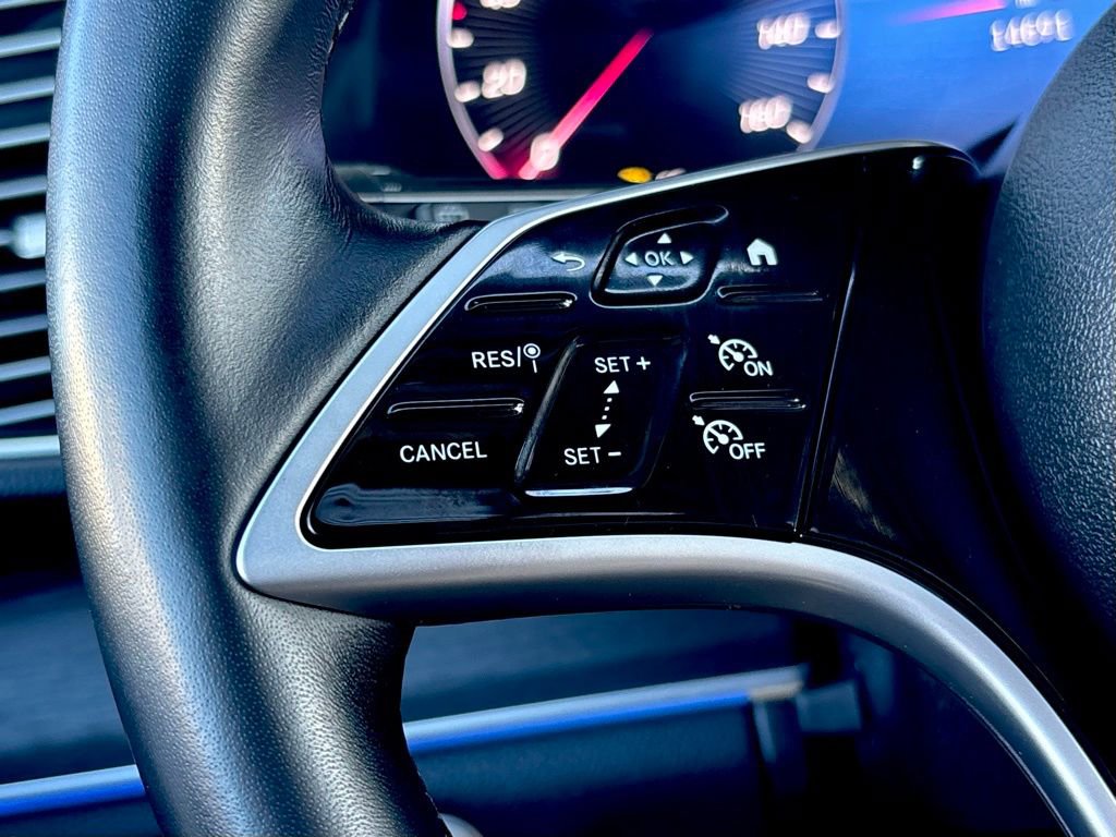 Used 2025 Mercedes-Benz GLE 450 4MATIC image 23