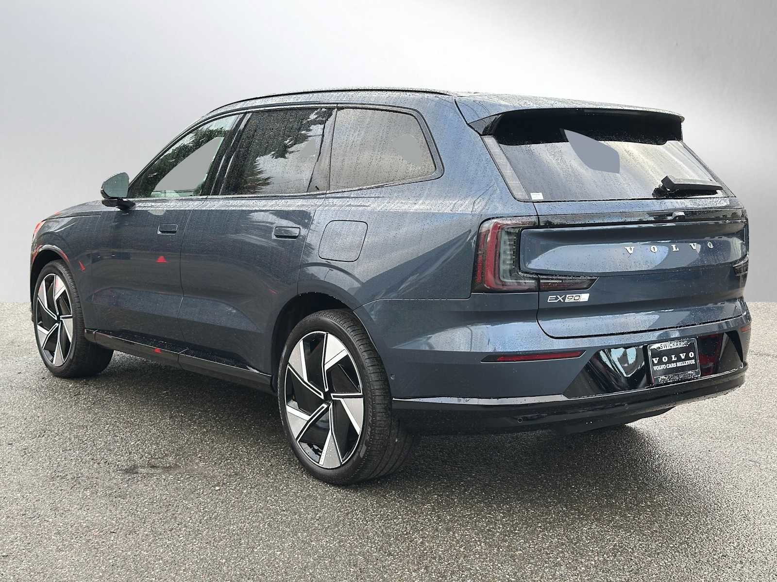 New 2025 Volvo EX90 Ultra w/ Protection Package Premier image 5