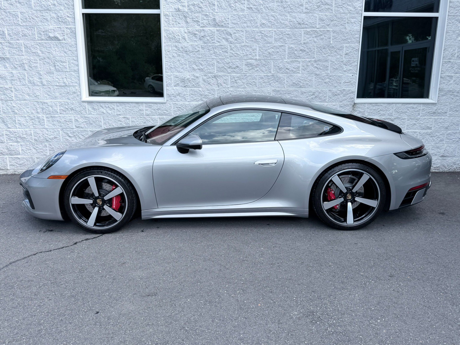 Used 2023 Porsche 911 Carrera S RWD image 9