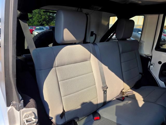 Used 2008 Jeep Wrangler Unlimited Sahara AWD/4WD image 48