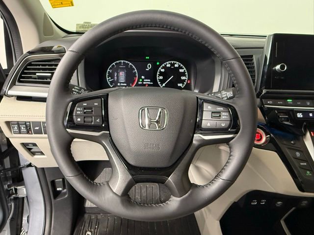 Used 2026 Honda Odyssey Touring image 17