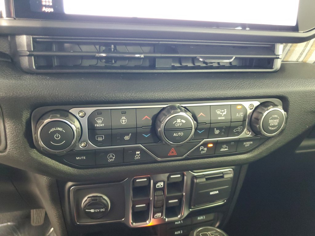 New 2026 Jeep Gladiator Sport AWD/4WD image 21