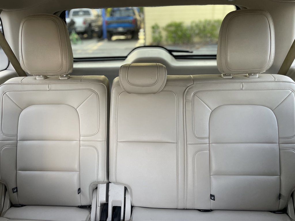 Used 2018 Lincoln Navigator L Select w/ Technology Package RWD image 7