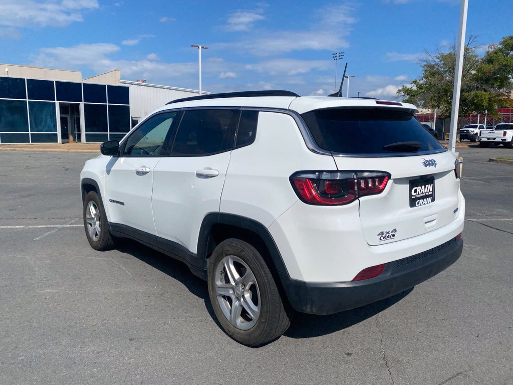 Used 2023 Jeep Compass Latitude AWD/4WD image 5