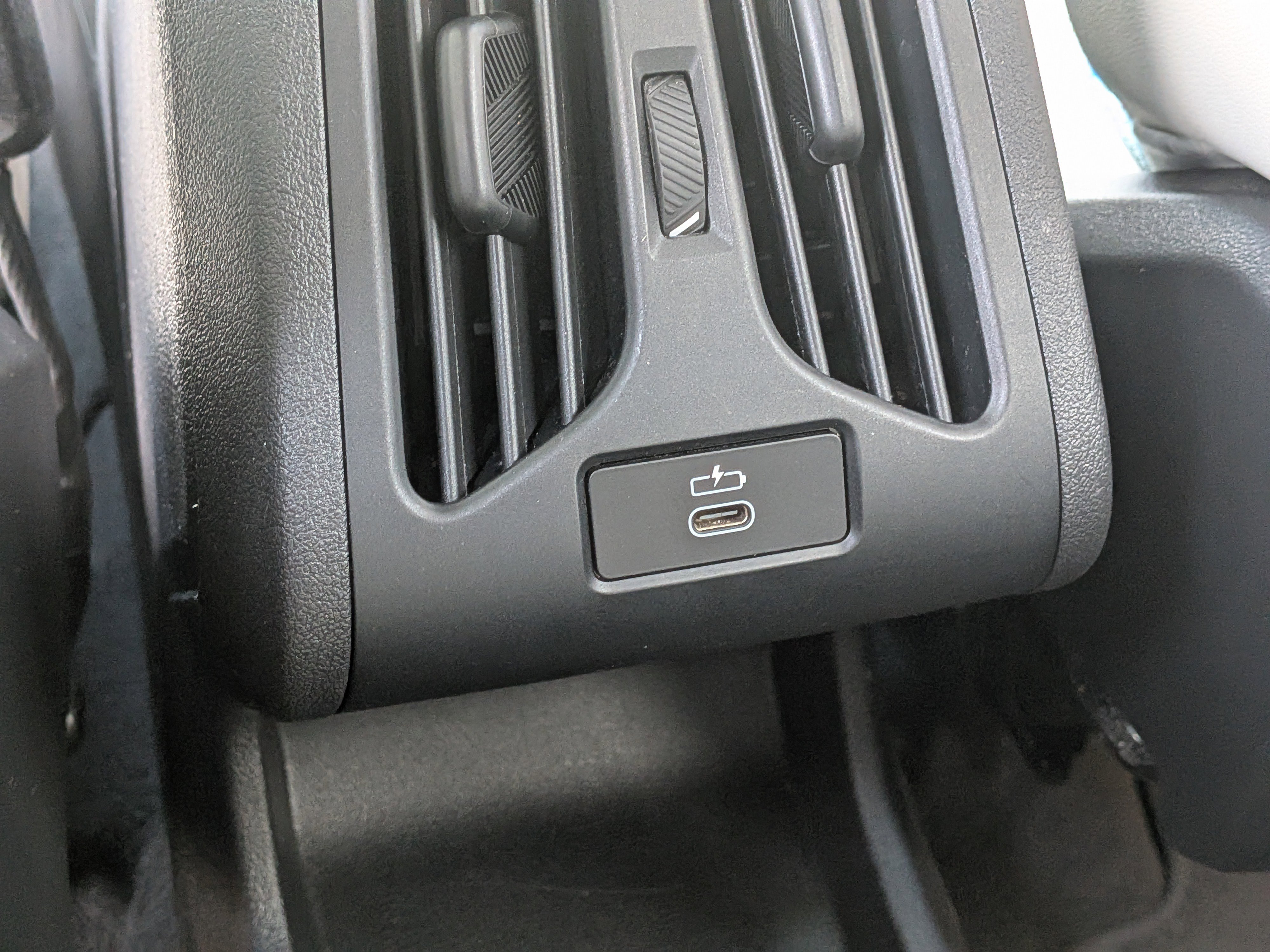 Used 2026 BMW X1 xDrive28i AWD/4WD image 16
