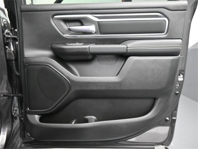 New 2026 RAM 1500 4x4 Crew Cab image 16
