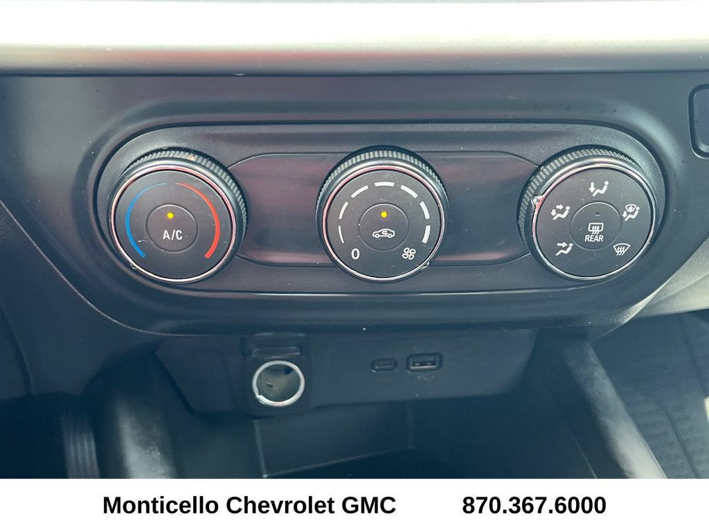 Used 2025 Chevrolet Trax LS FWD image 18