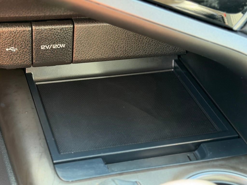 Used 2024 Toyota Camry SE w/ Cold Weather Package FWD image 16