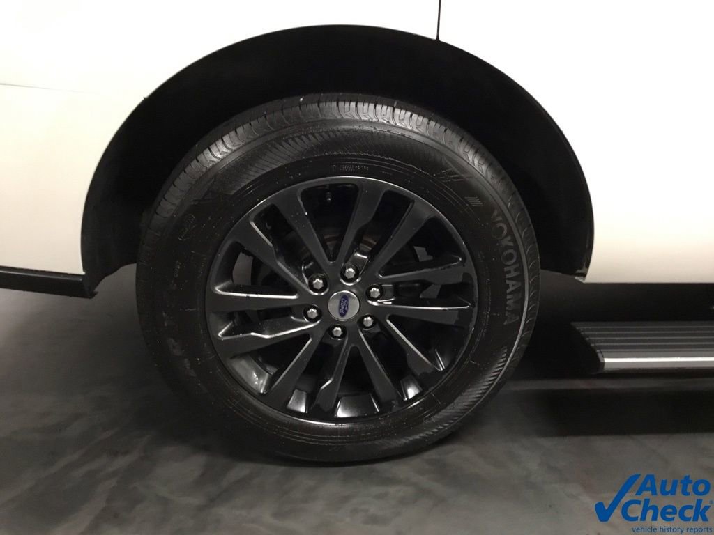 Used 2019 Ford Expedition Limited w/ Equipment Group 301A image 13