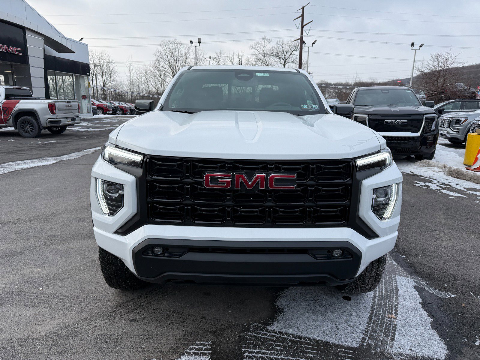 New 2026 GMC Canyon Elevation w/ LPO, Sports Bar Package image 8