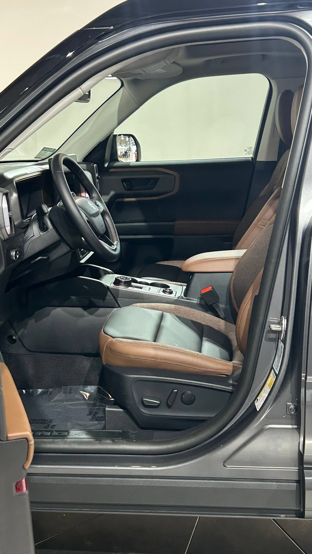 New 2026 Ford Bronco Sport Outer Banks w/ Outer Banks Tech Package+ AWD/4WD image 41