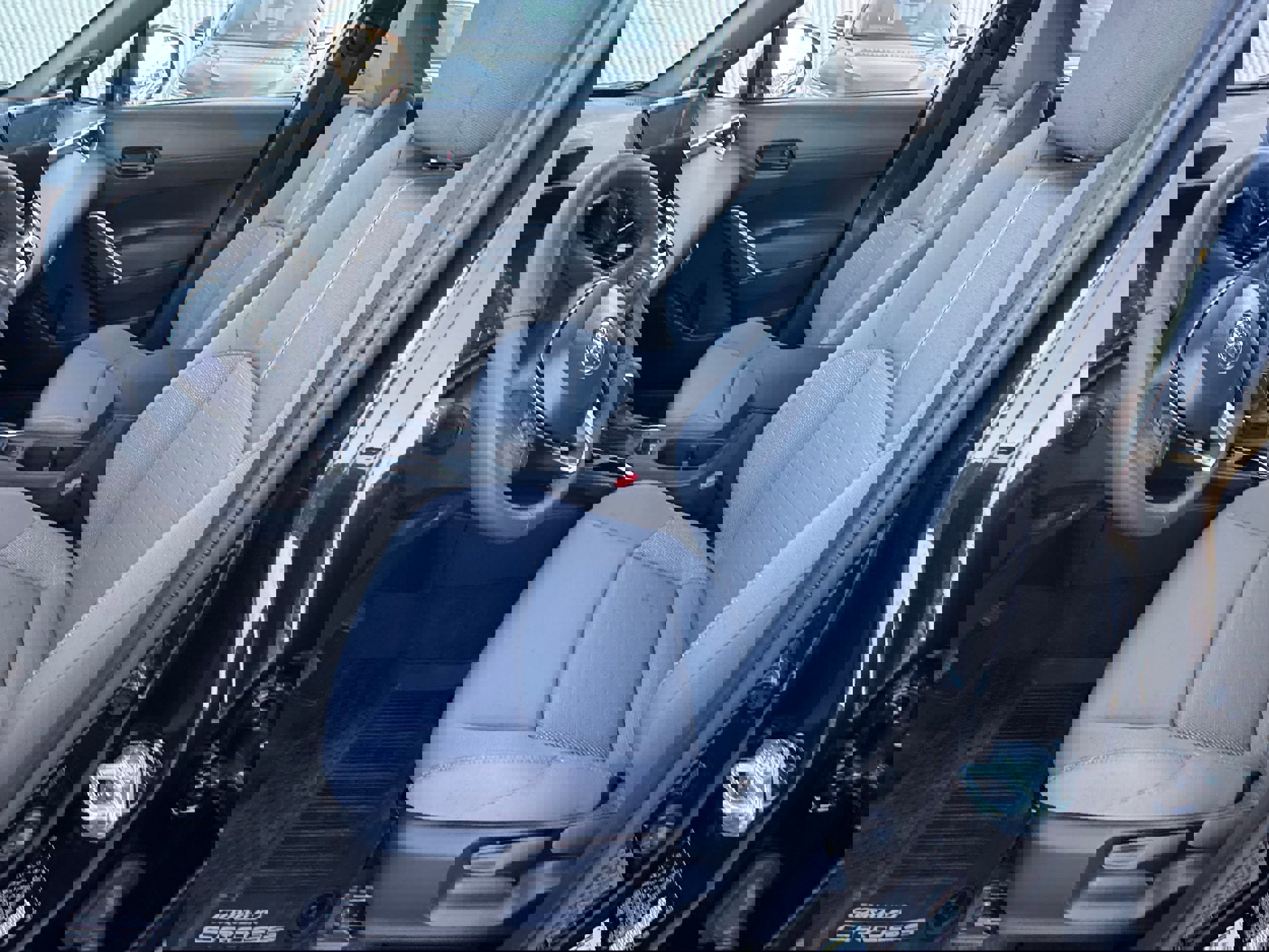 Used 2025 Toyota Corolla Cross AWD Hybrid image 9