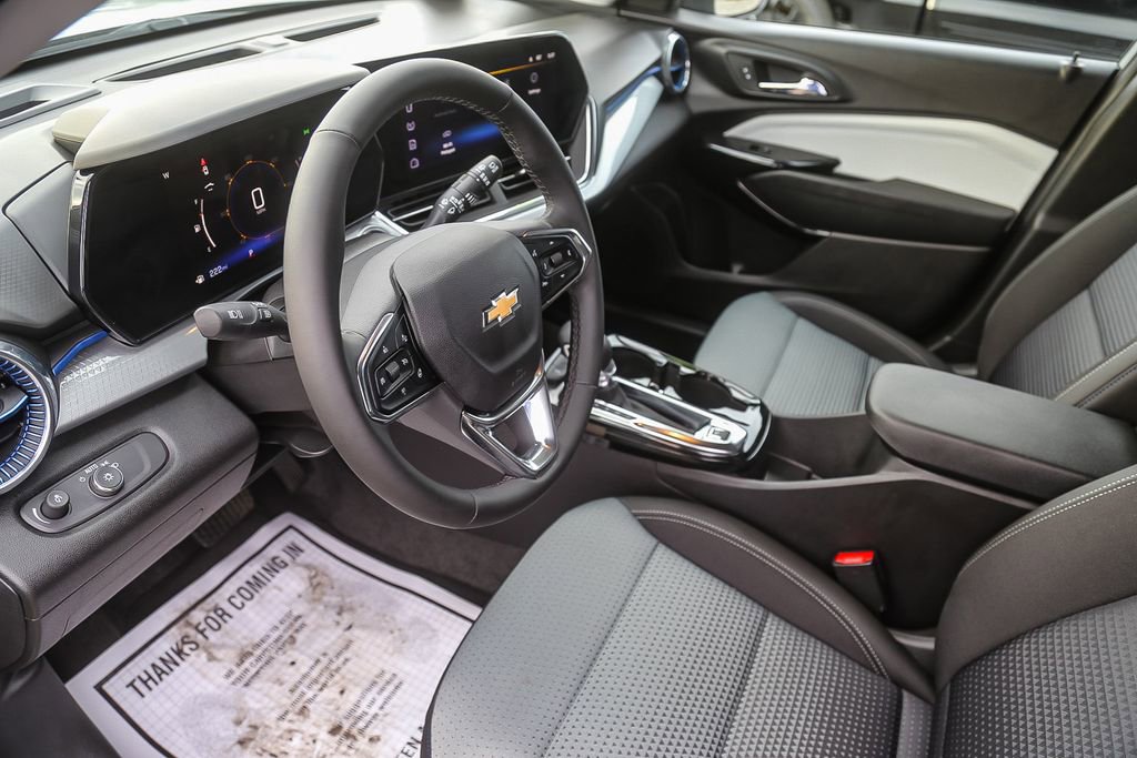 Certified 2026 Chevrolet Trax LT w/ Driver Confidence Package image 33