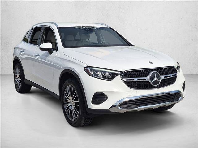 Certified 2025 Mercedes-Benz GLC 300 image 3