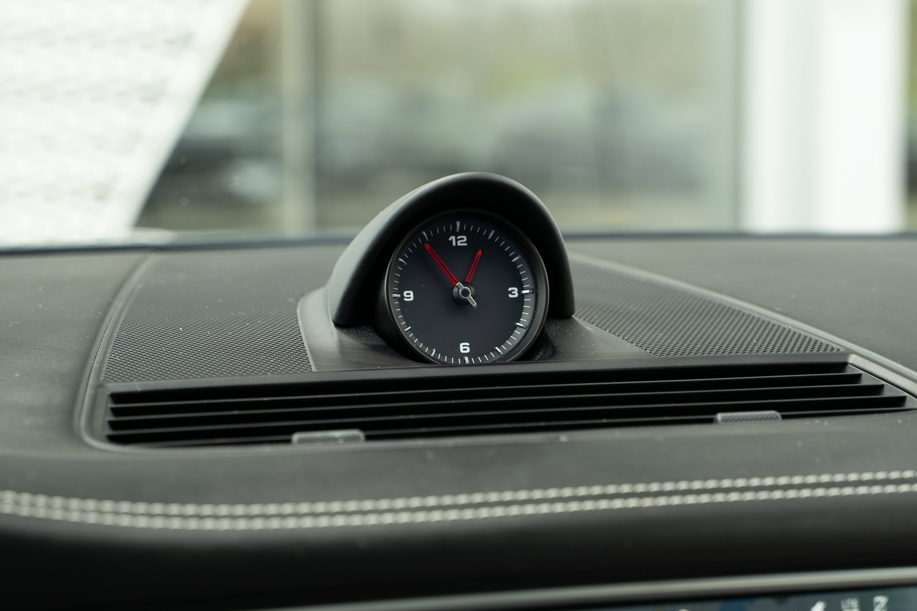 Used 2020 Porsche Panamera 4 AWD/4WD image 15