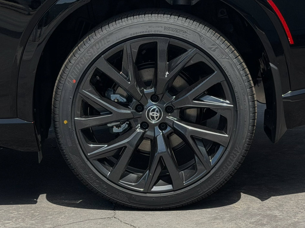 New 2026 Toyota Crown Signia w/ Advanced Technology Package image 12