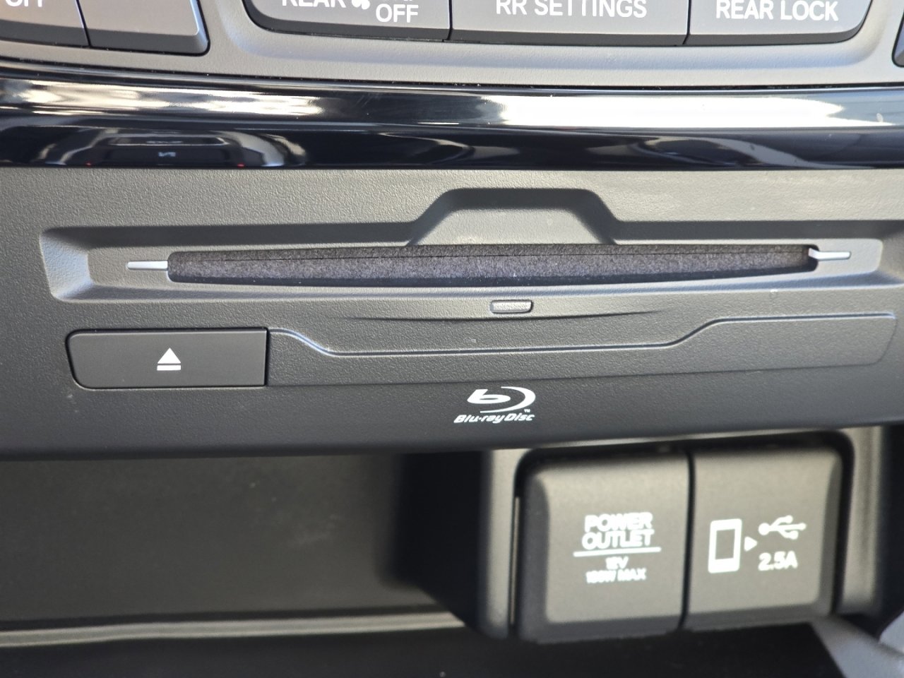 Used 2022 Honda Pilot Touring image 10