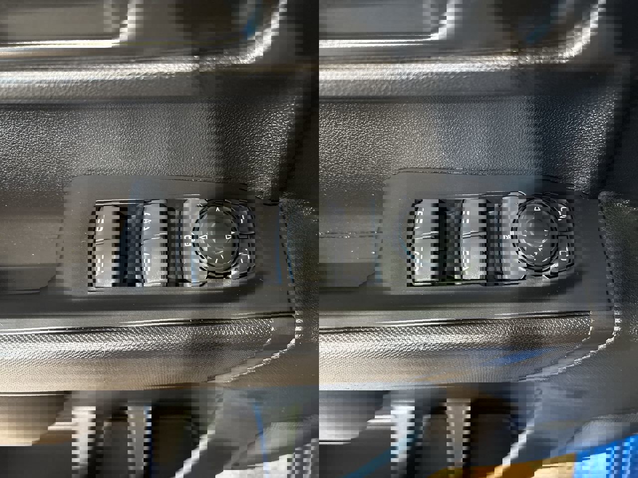 Used 2022 Chevrolet Silverado 1500 Custom image 13