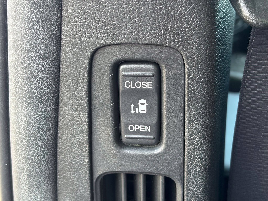 Used 2025 Honda Odyssey EX-L image 19