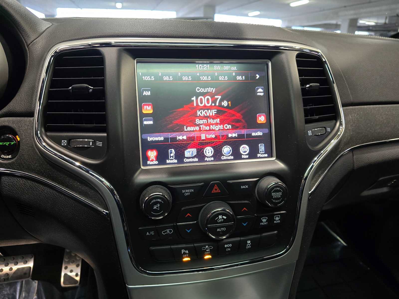 Used 2015 Jeep Grand Cherokee SRT w/ Luxury Group II image 14