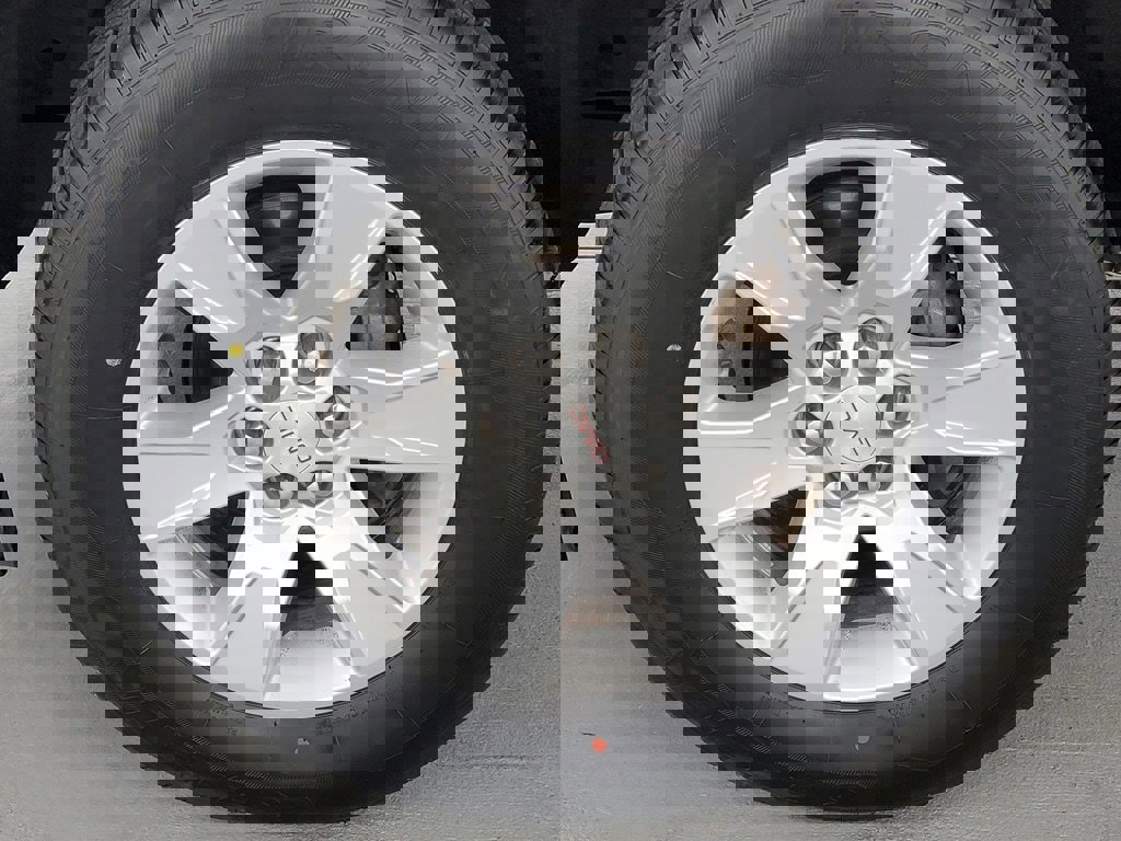 Used 2018 GMC Canyon SLE w/ SLE Convenience Package image 10