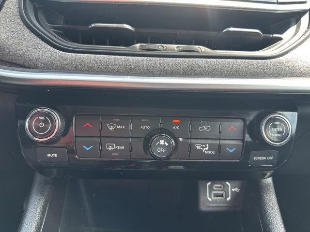 Used 2022 Jeep Compass Latitude w/ Convenience Group image 30